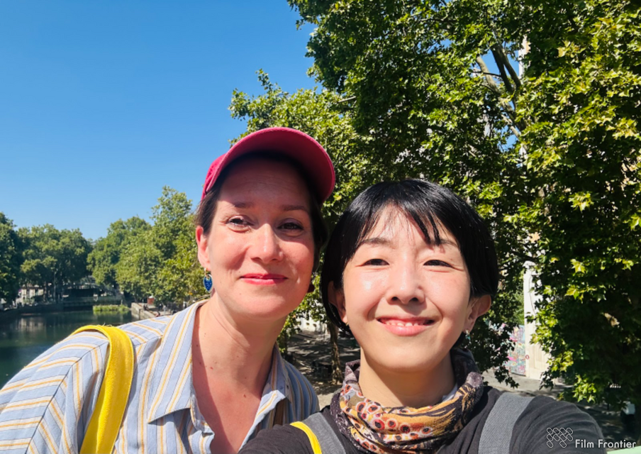 （左から）Anna Cinnik氏、早川監督
